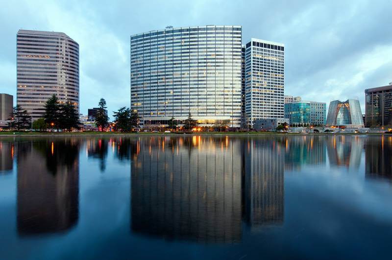 Oakland car service with private chauffeur transportation by SFDRIVEN